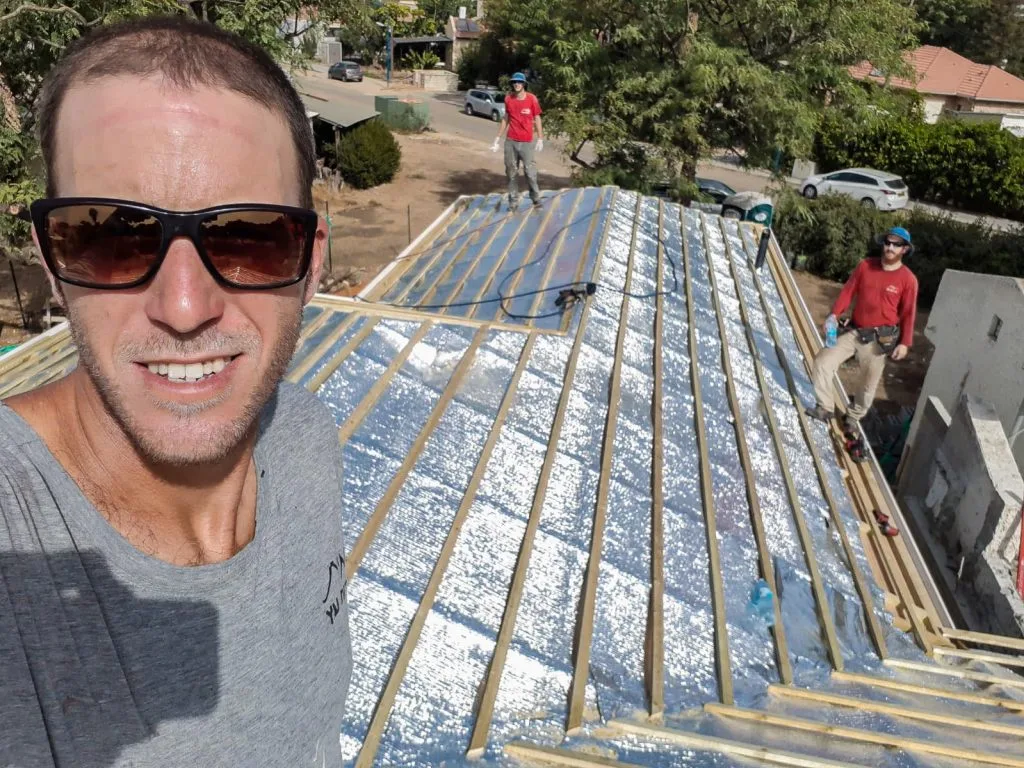 עמית עבודות בעץ
